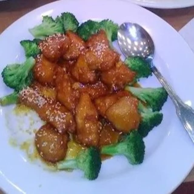 E13 - Sesame Chicken or Shrimp (Tôm Hoặc Gà Mè).