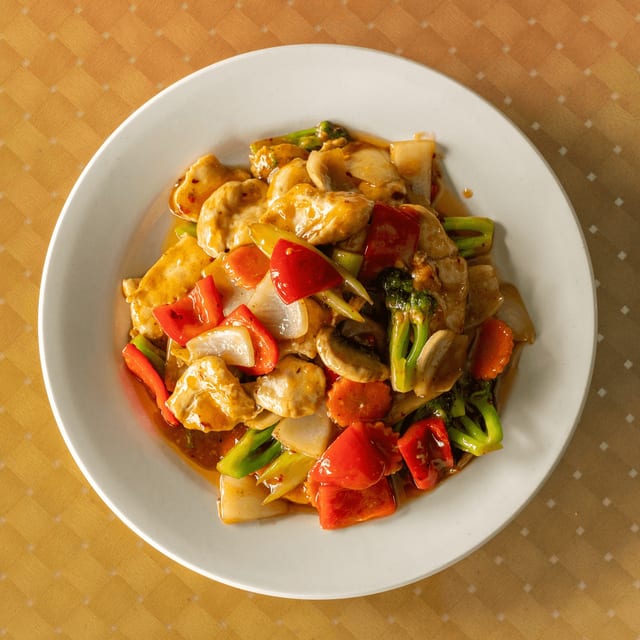 E4 - Spicy Hunan Style (Món Xào Kiểu Hồ Nam) 🌶️.